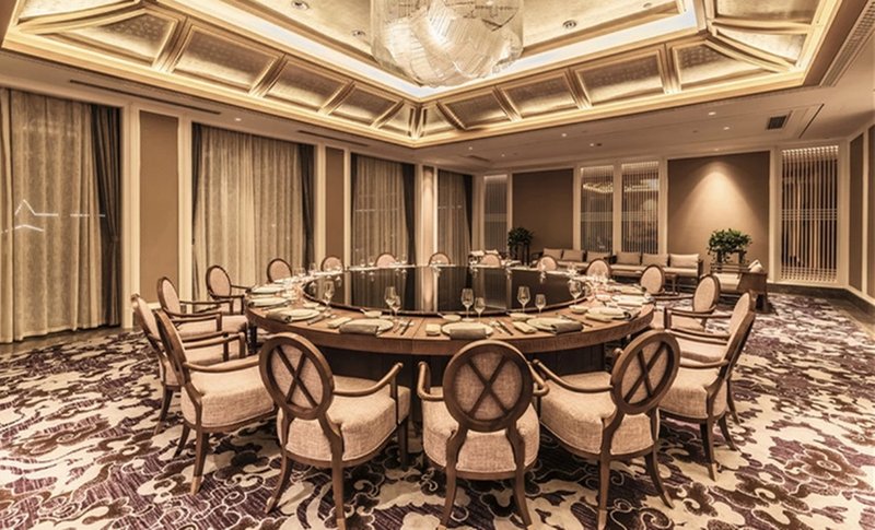 SHAOXING CAOEJIANG YACHT RESORT HOTEL Restaurant