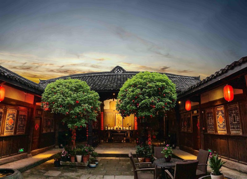 Lijia Courtyard Over view