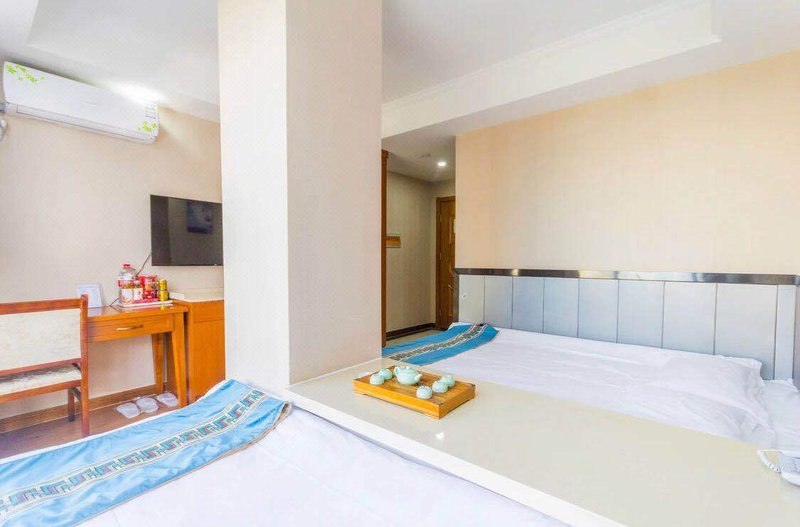 Haixin Hotel Guest Room