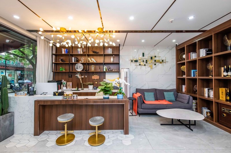 Dayin Qishi InnLobby