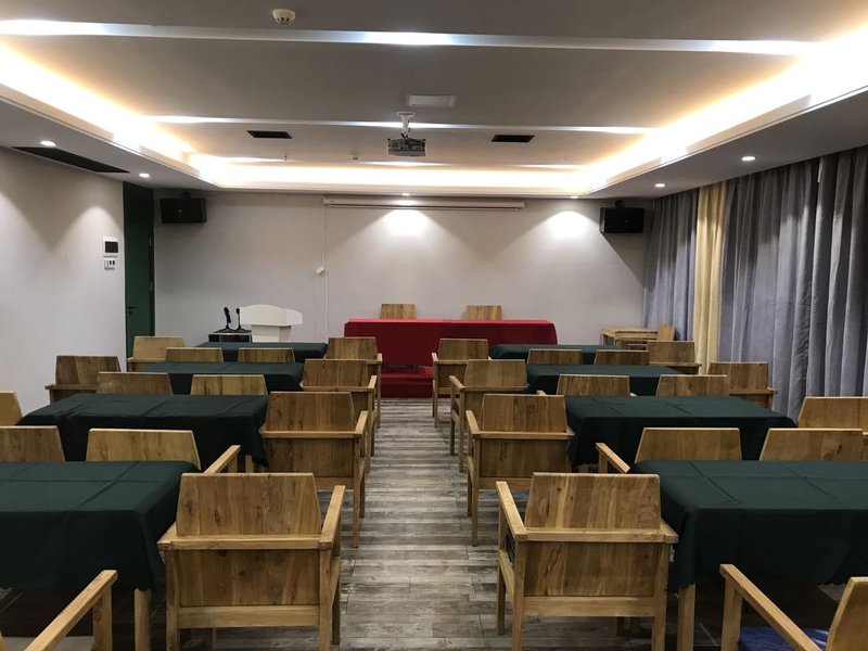 Boman Wisdom Hotel(Changsha Furong Square) meeting room