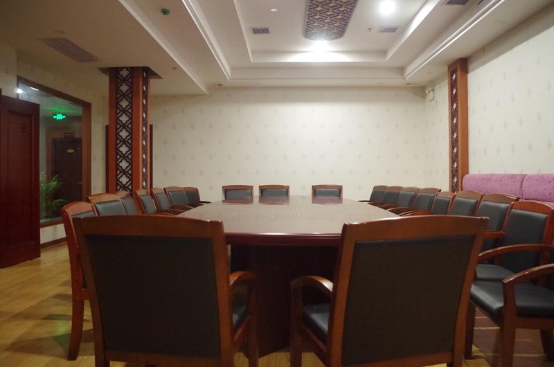 JUNY HOTEL(Luotian Zhongbai) meeting room