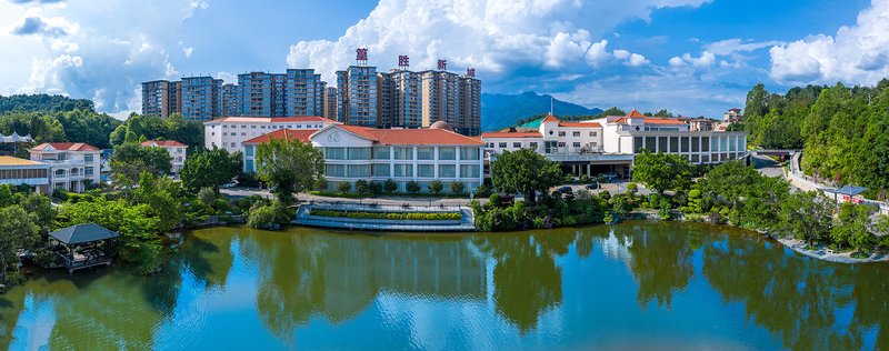 Grand Winner Hot Spring HotelOver view