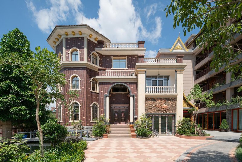 Elegant flower house Over view