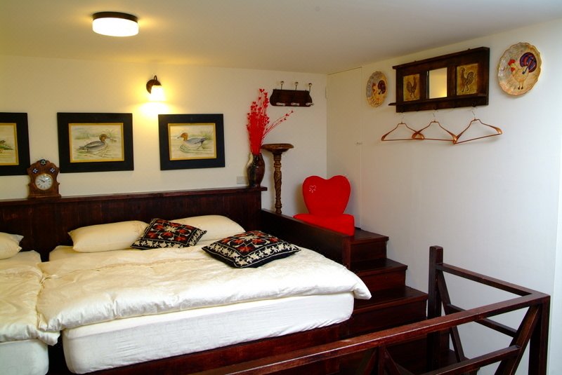 Windsor's Han Guan B&B Guest Room