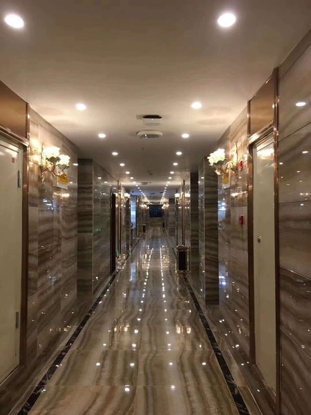Zhongheyuan Xunhua International Hotel Restaurant