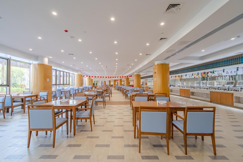 Zhongtie Baihe Baile Holiday Hotel Restaurant