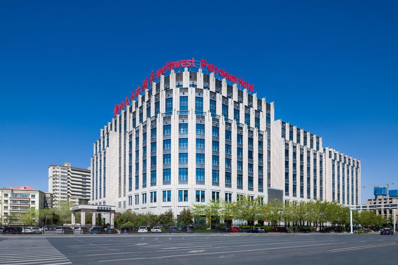 Northwest Petroleum Hotel Over view