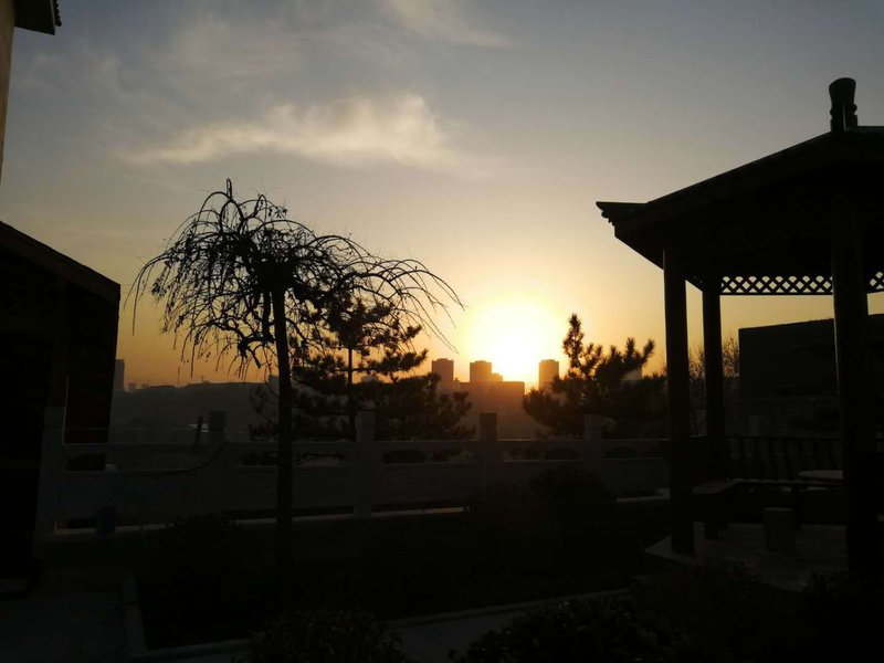 Yellow River Jingdu Hotel Over view