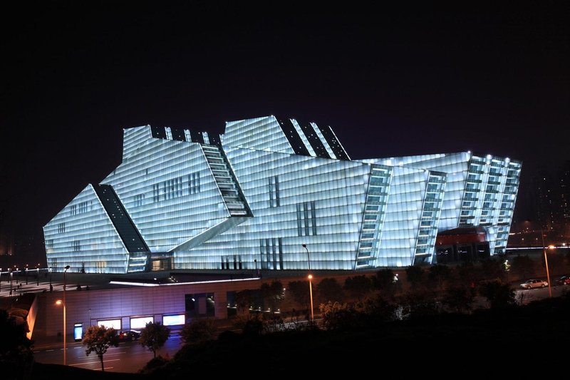 Fanghua Hotel (Chongqing Jiefangbei) Over view