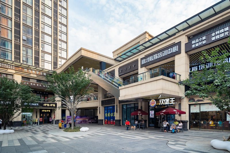 Fusen Apartment Hotel (Nanjing South Railway Station)Over view