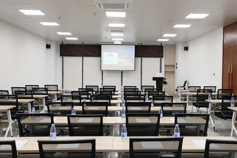 Campanile Hotel (Shenzhen International Convention and Exhibition Center)meeting room