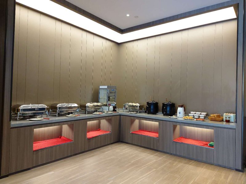 Hanting Hotel (Zhoukou Huaiyang Longhu store) Restaurant