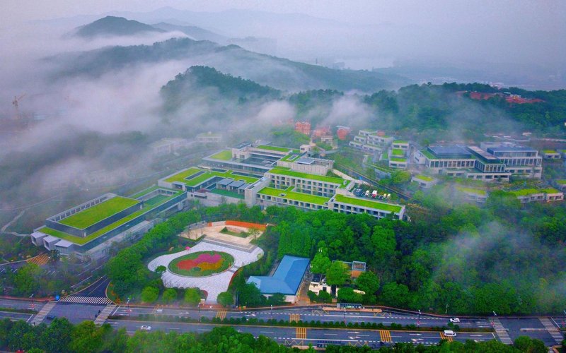 Hotel South Taihu Over view