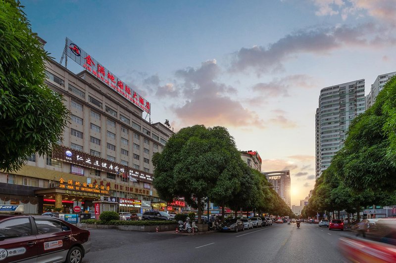 Jinmandi International Hotel (Nanning Langxi Metro Station) Over view