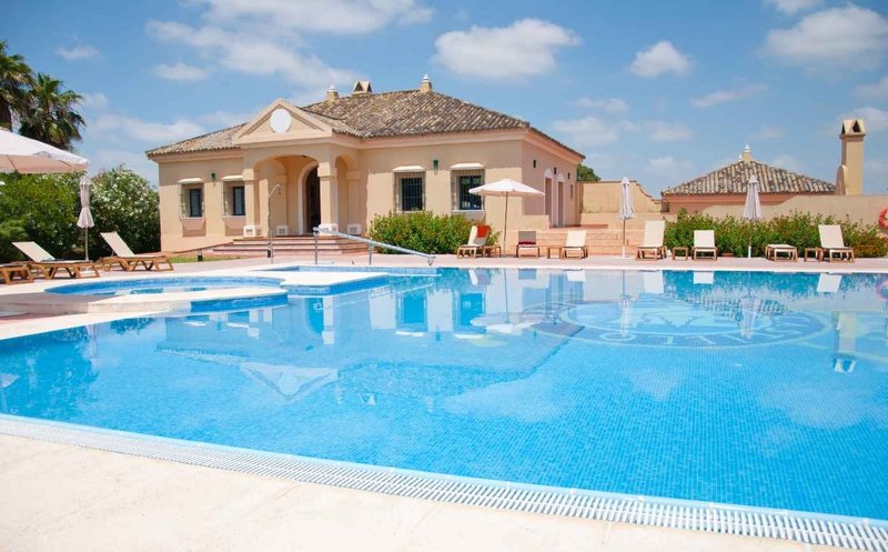 MingHu Homehotel Fuxian Lake Over view