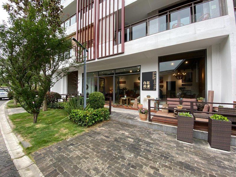 Zizai Hotel Over view