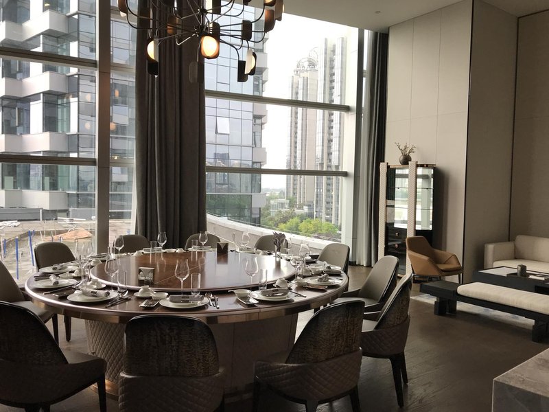 Elegant Hotel (Zhujiang New Town Canton Tower)Restaurant