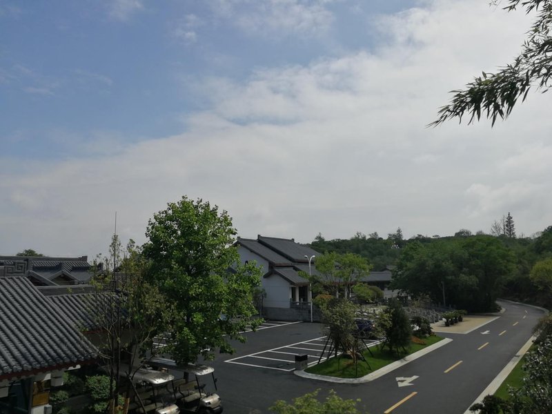 Luoyang Dongshan HotelOver view