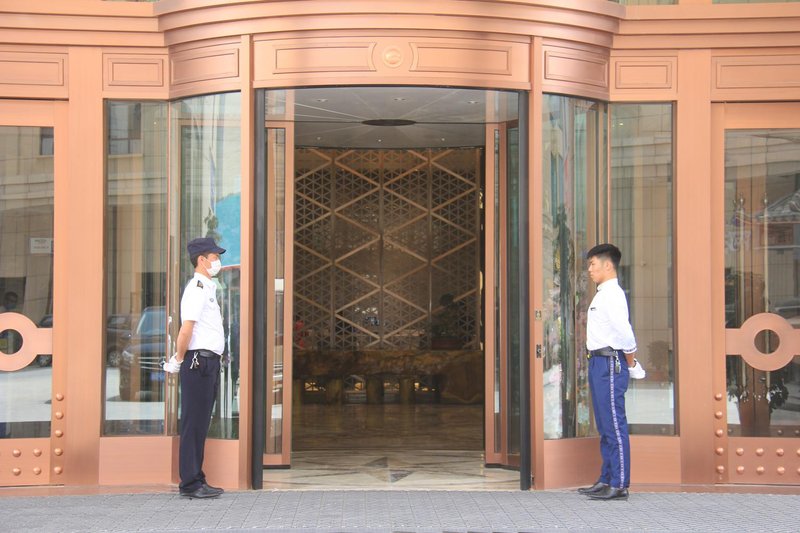 Mingmen Hotel Over view