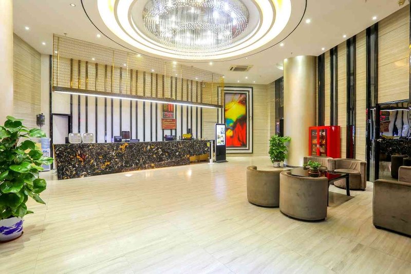 Shenzhen Hua Dingsheng Hotel (Gushu Subway Station, Shenzhen Airport) Lobby