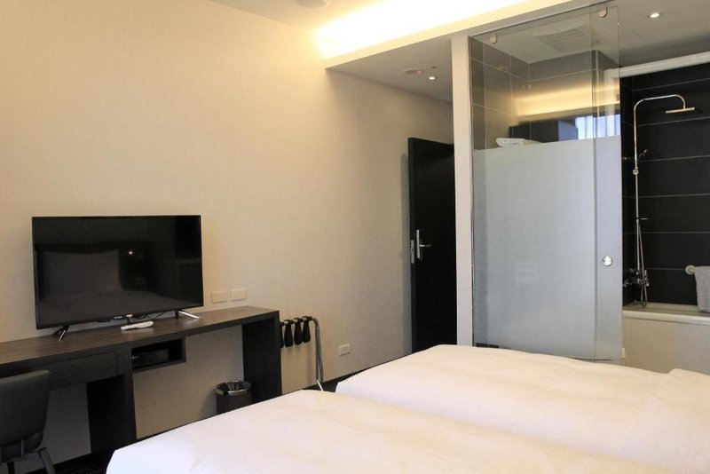 Capital Hotel Songshan Guest Room