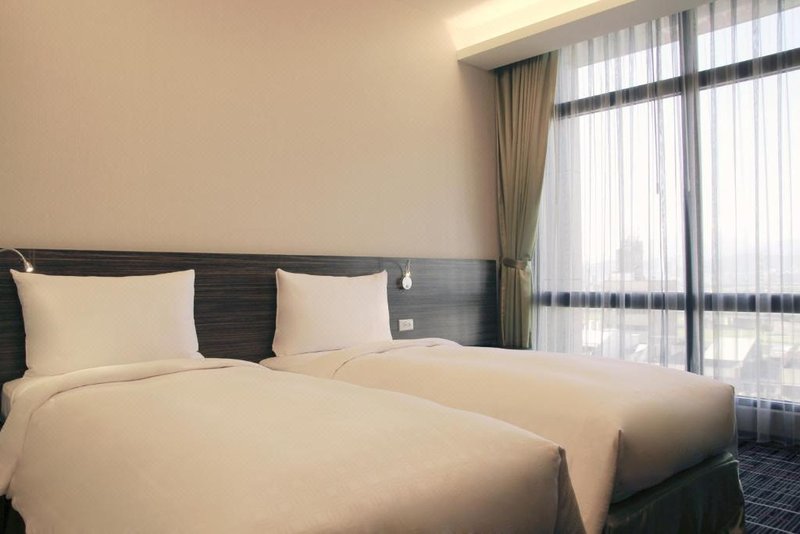 Capital Hotel Songshan Guest Room
