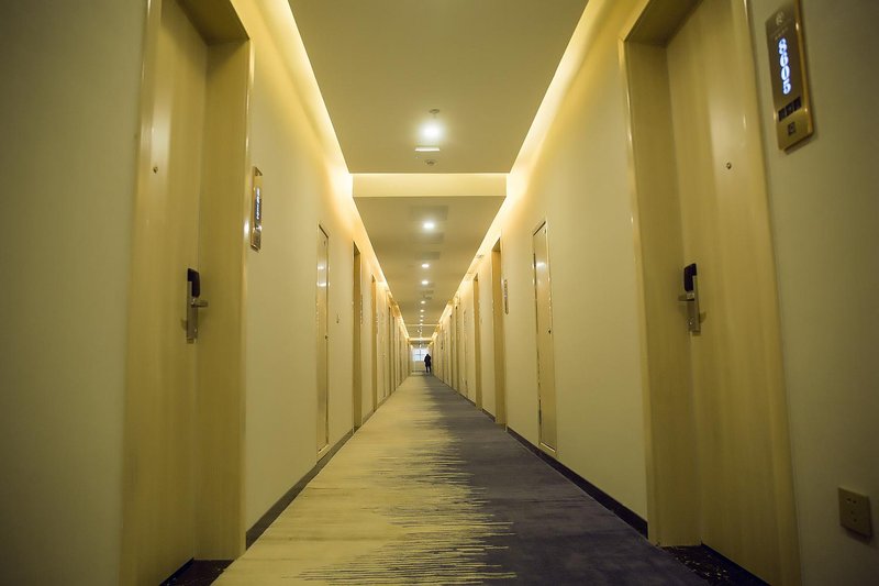 Starway Hotel (Bozhou Yidu International Mall) Over view