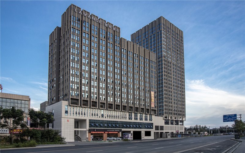 Lavande Hotel Jingzhou Railway Station Over view