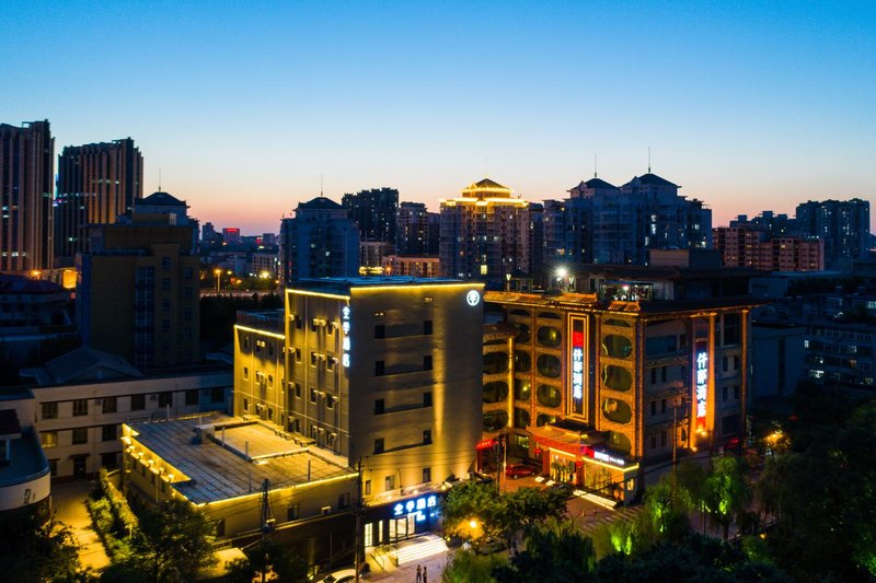 All season hotel (Jinan Daming Lake Tongyuan Bureau Front Street store) Over view