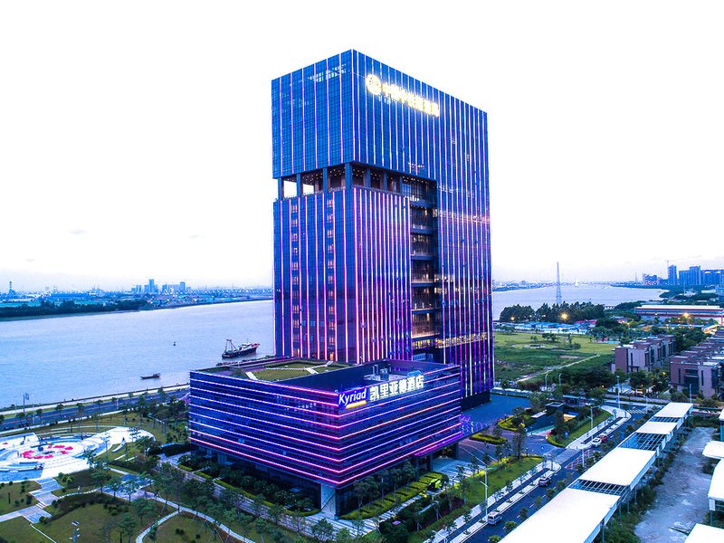 Kyriad Marvelous Hotel (Guangzhou China Railway Tunnel Bureau Headquarters) over view