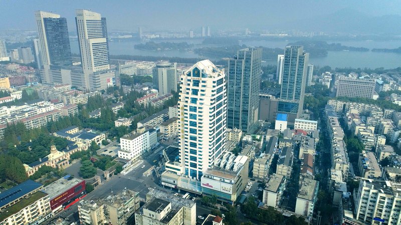 Jiangsu Phoenix Palace Hotel Over view