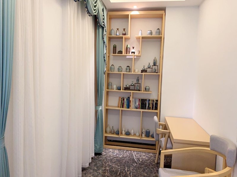 Kuanxiangzi Hotel 大堂/接待台
