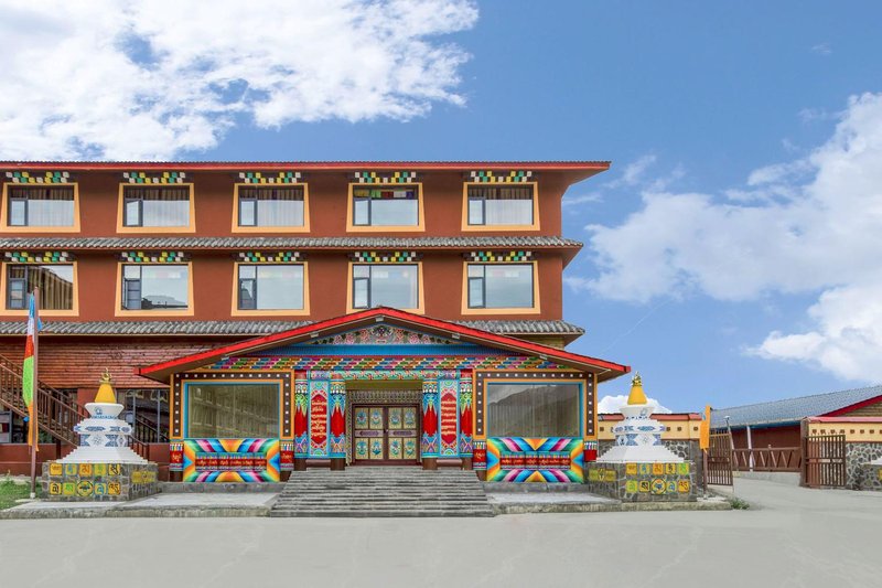 Legend of Tibet King Resort Hotel Over view