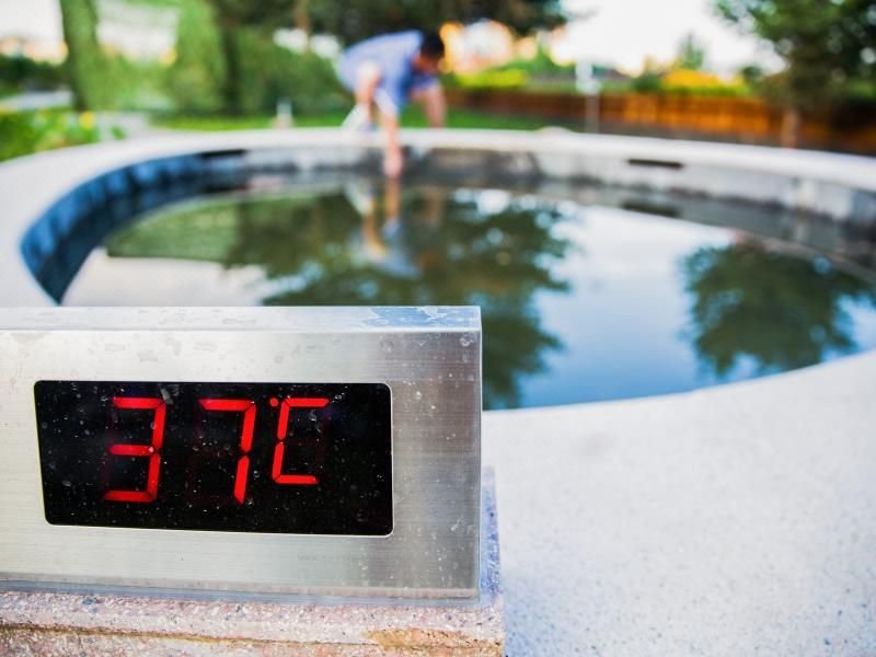 Ease Hotel(Keshiketengqi hot water outdoor hot spring shop) 休闲