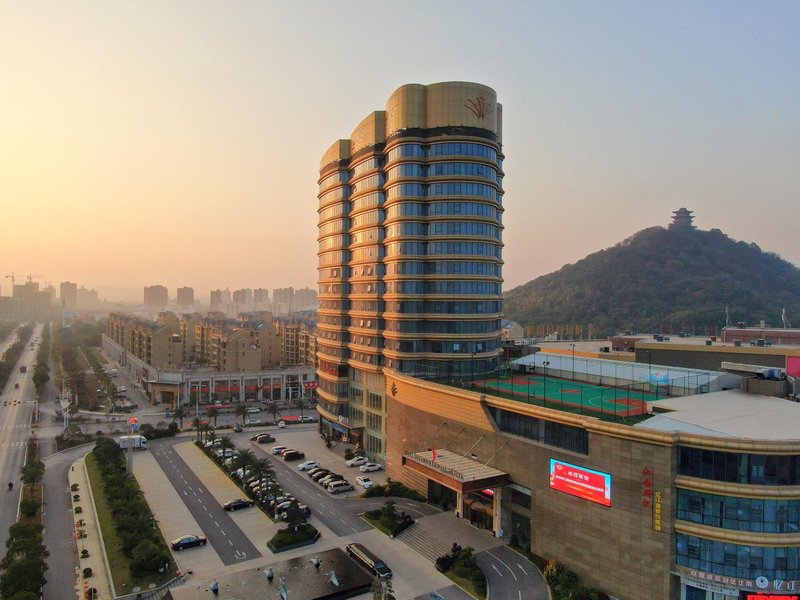 JINYI INTERNATIONAL HOTEL Over view