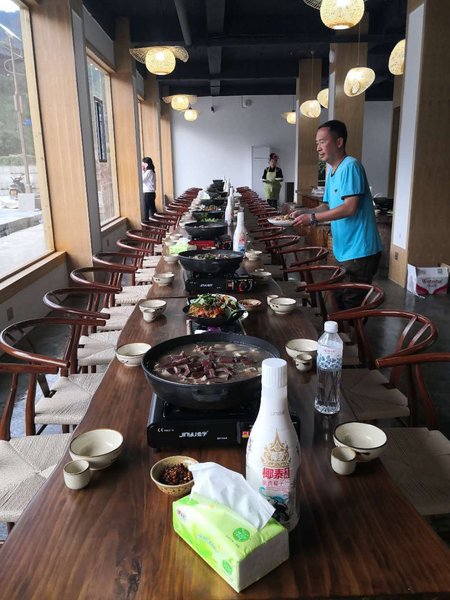 Leishan Yunshan First View Homestay Restaurant