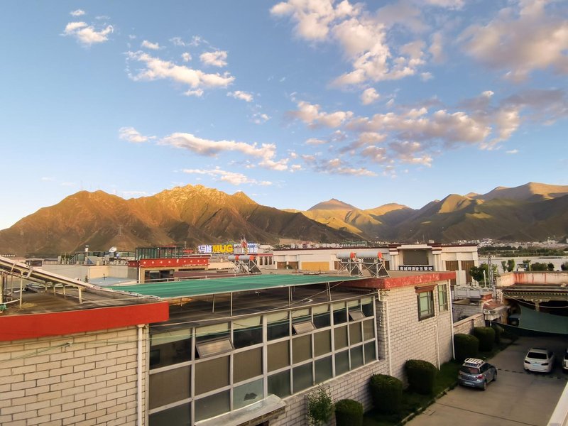 LEGACY HEART HOTEL Over view