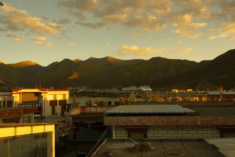 LEGACY HEART HOTEL Over view