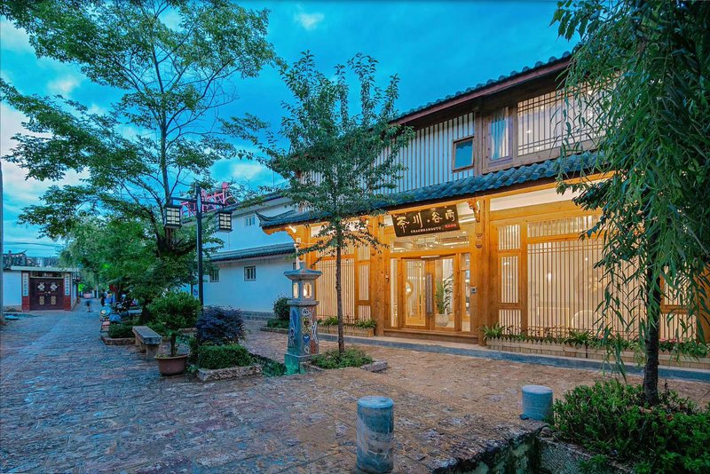 Lijiang chachuanguyu hotelOver view