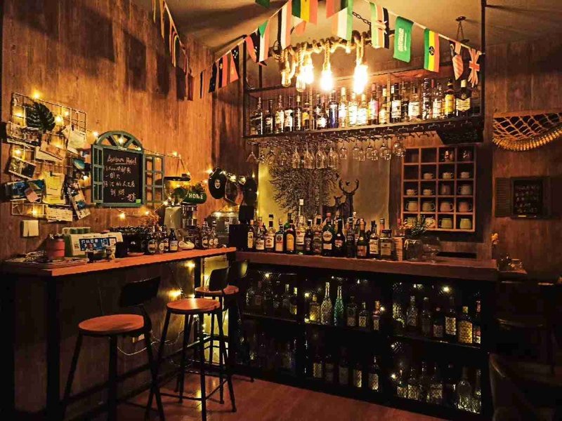 Autumn HotelOver view