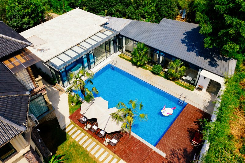 Langjiachong VillaOver view