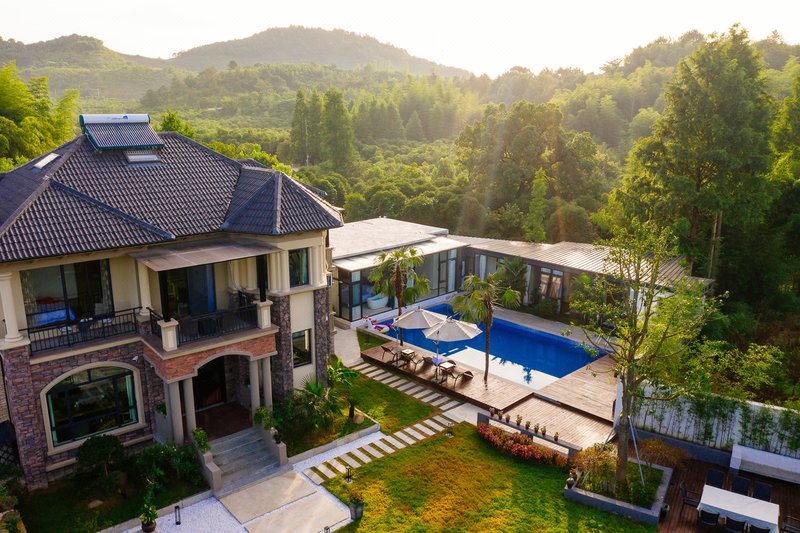 Langjiachong VillaOver view