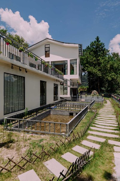 Shangu Huajian Jianghe Qiji Hotel (Zhangjiajie National Forest Park) Over view