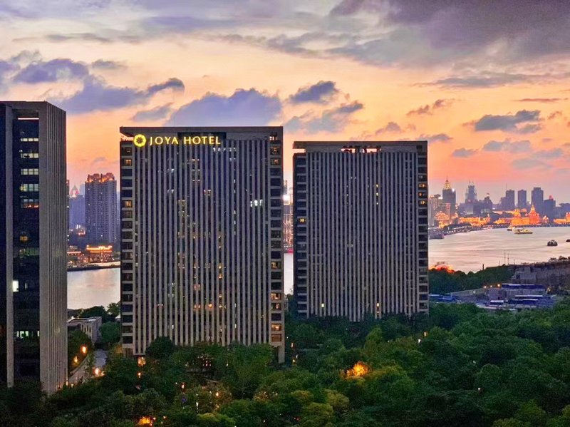 Shanghai Lujiazui Riverside Joya Hotel over view