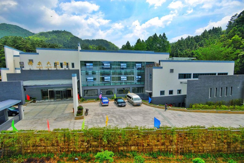 Tangquan Hotel Huangshan Over view