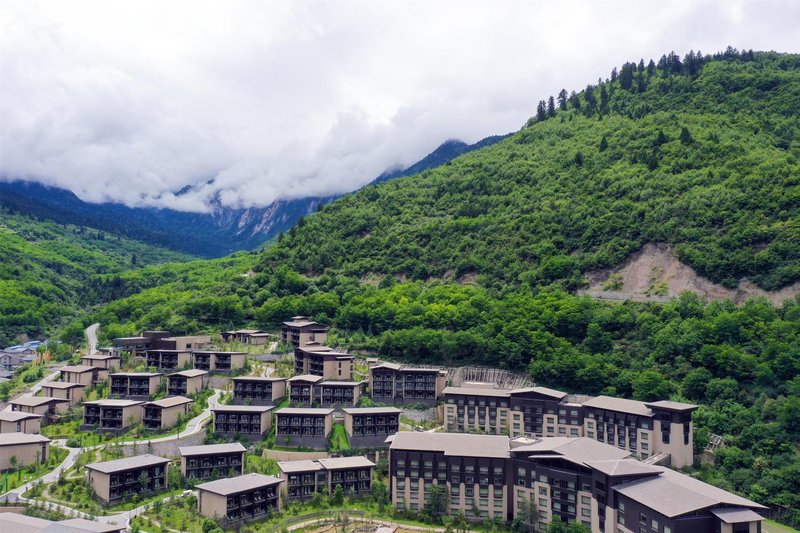 Hilton Jiuzhaigou ResortOver view