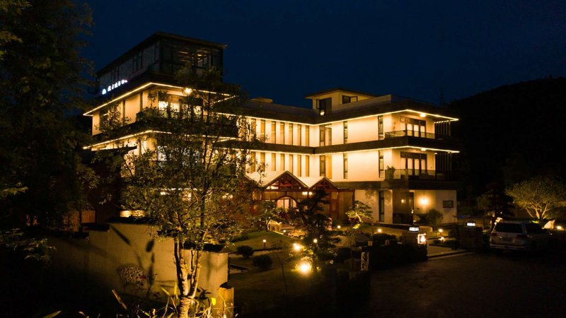 The Sea Guesthouse Over view