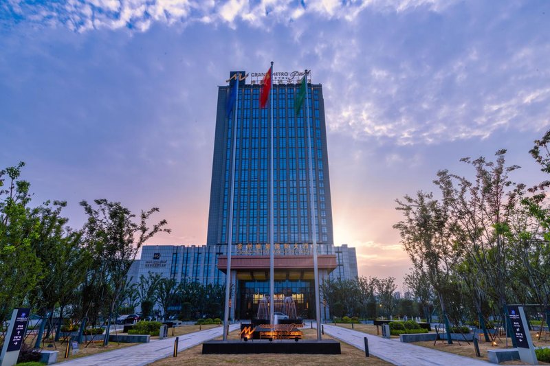 Grand Metro Park Hotel Taizhou Over view