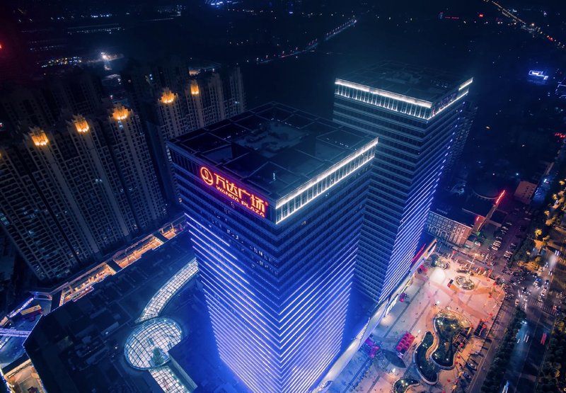 Youth Sunshine Hotel (Xiangtan Wanda Plaza)Over view